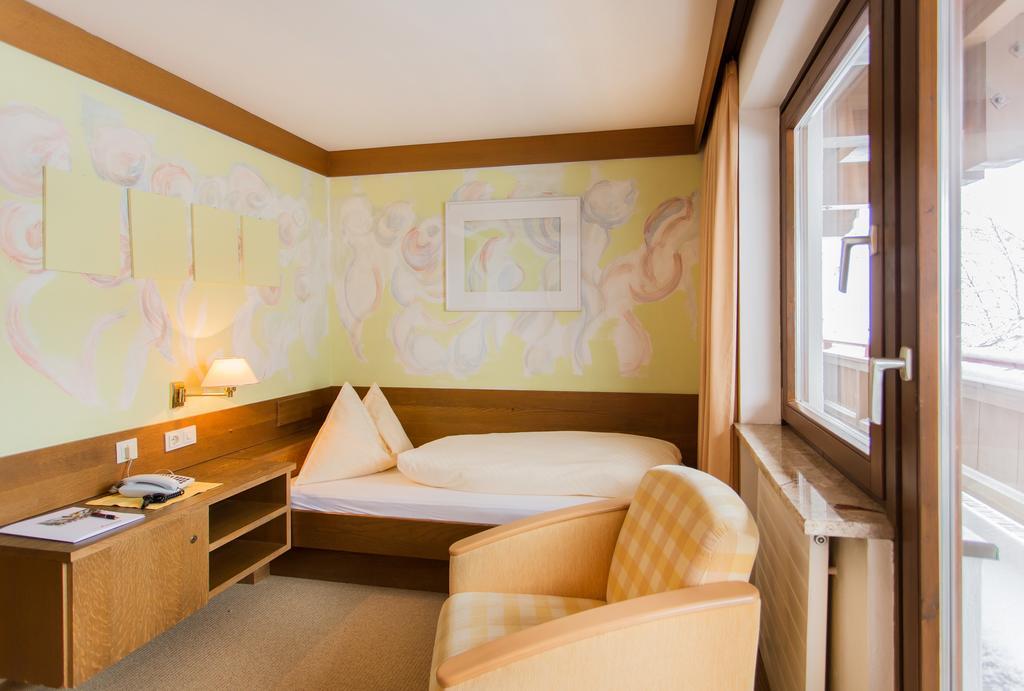 Hotel & Art Kristiana Saalbach-Hinterglemm Dış mekan fotoğraf